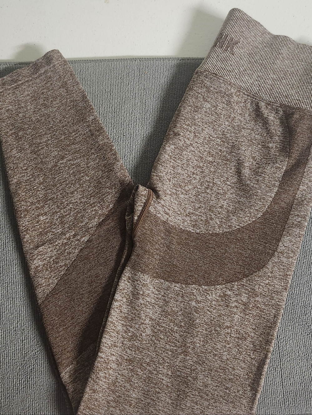 PINK Victoria's Secret Brown Marled Seamless Leggings